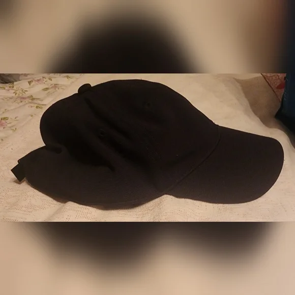 Lexus hat - Picture 6 of 8